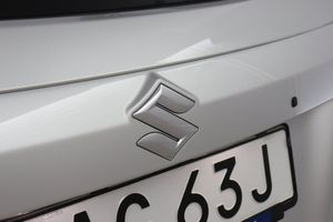 Suzuki Vitara bild 11