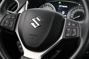 Suzuki Vitara bild 22