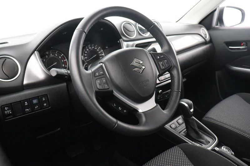 Suzuki Vitara bild 12