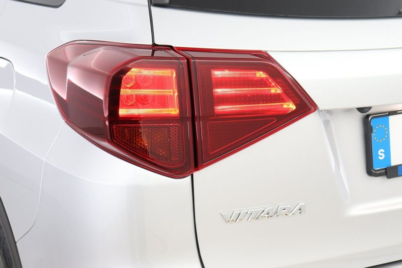 Suzuki Vitara bild 9