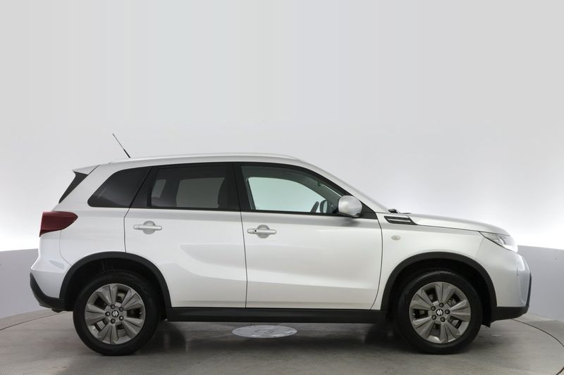 Suzuki Vitara bild 6