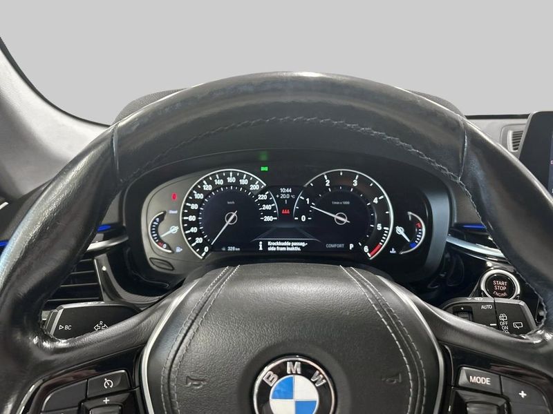 BMW 520 bild 14