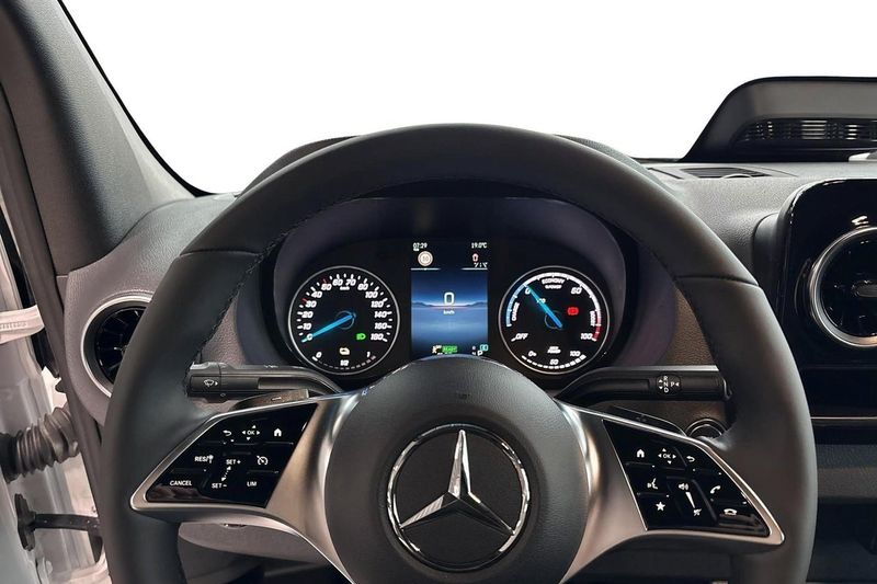 Mercedes e-Sprinter bild 6