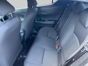 Toyota C-HR bild 11