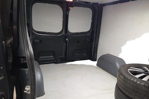 Renault Trafic bild 17
