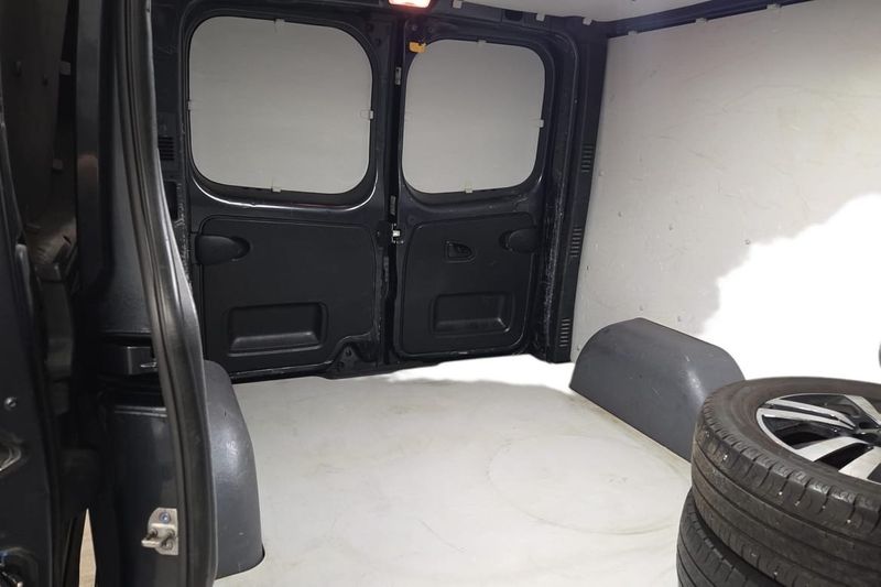 Renault Trafic bild 17
