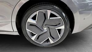 Skoda Enyaq bild 6
