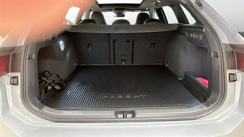 Volkswagen Passat bild 13