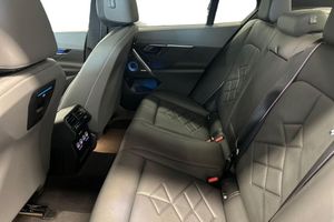 BMW i5 bild 11