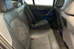 BMW i5 bild 7