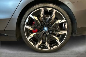 BMW i5 bild 14