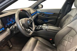 BMW i5 bild 12