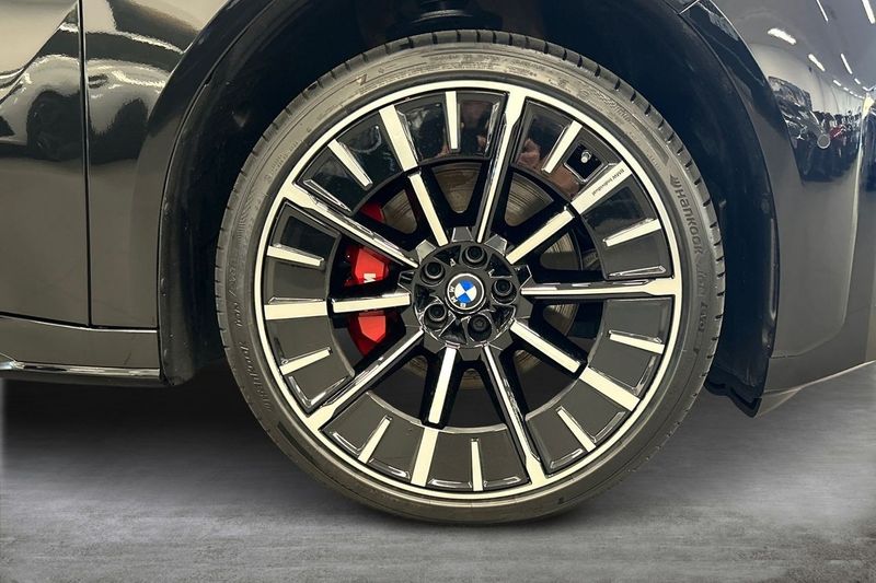 BMW iX3 bild 14