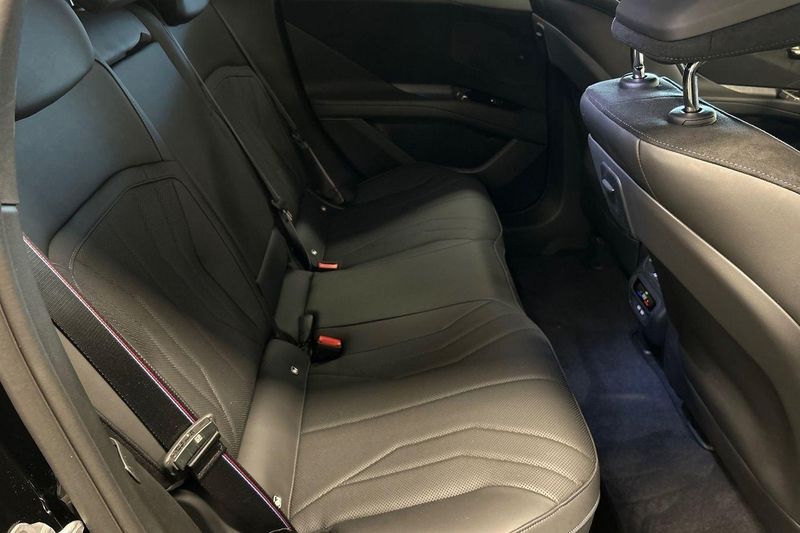 BMW iX3 bild 7