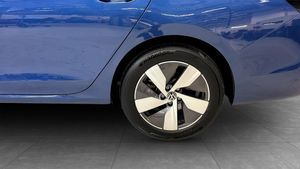 Volkswagen Passat bild 6