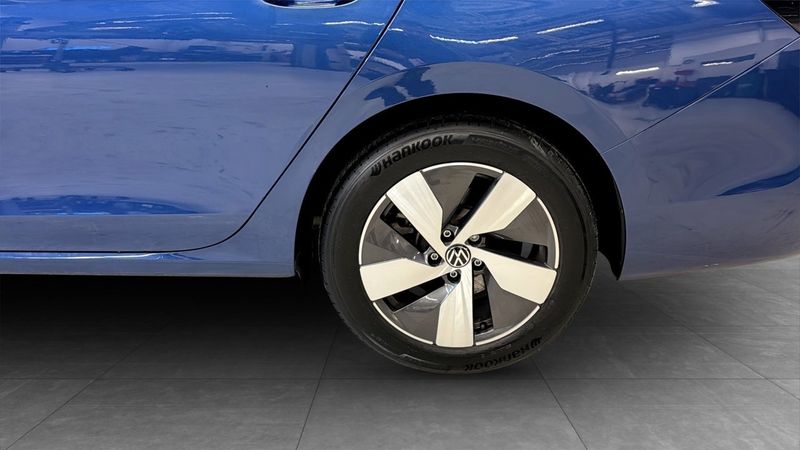 Volkswagen Passat bild 6