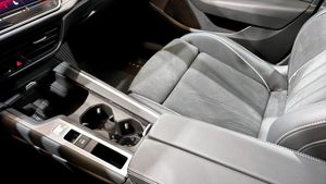 Volkswagen Passat bild 18