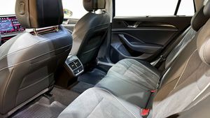 Volkswagen Passat bild 11