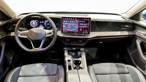 Volkswagen Passat bild 10