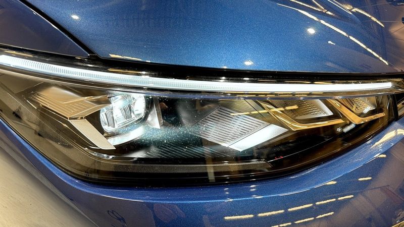 Volkswagen Passat bild 16
