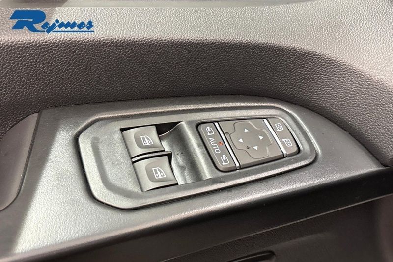 Renault Trafic bild 17