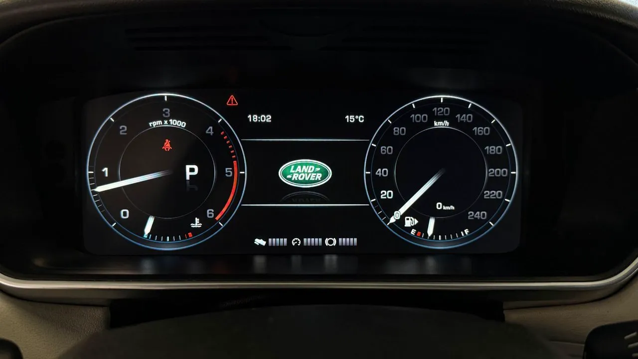 Vehicle image 18