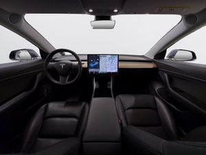 Tesla Model 3 bild 10