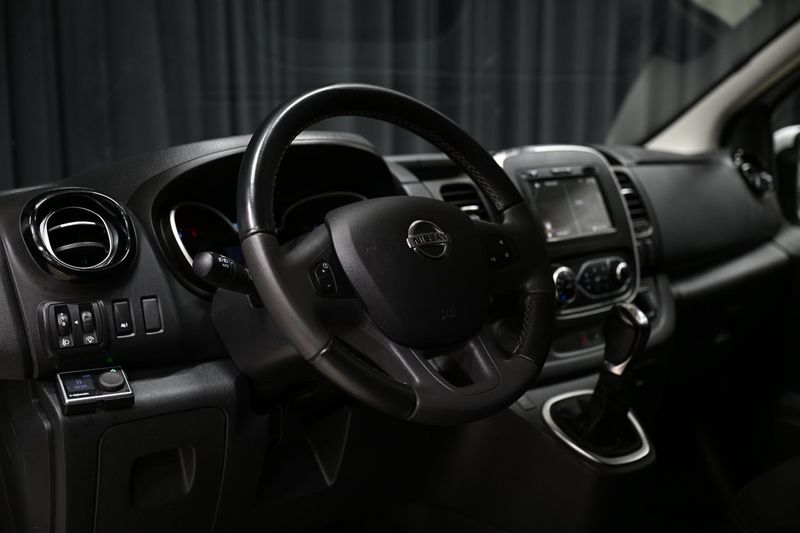 Nissan NV300 bild 6