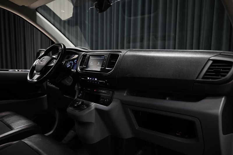 Opel Vivaro bild 22