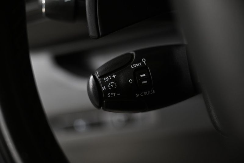 Opel Vivaro bild 27