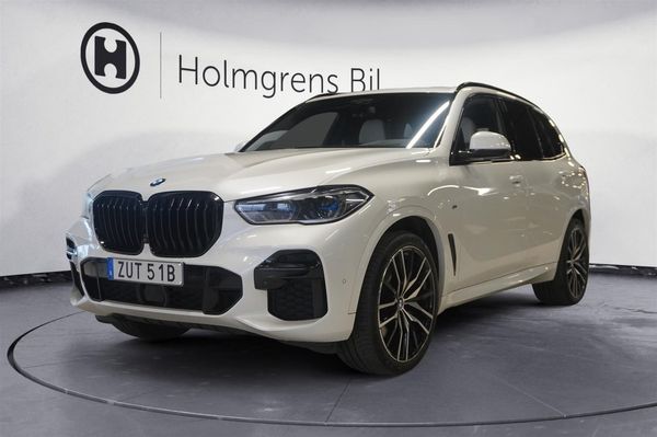 BMW X5 xDrive30d M Sport Innovation Pano HUD H K Värmare Komfo - 2022
