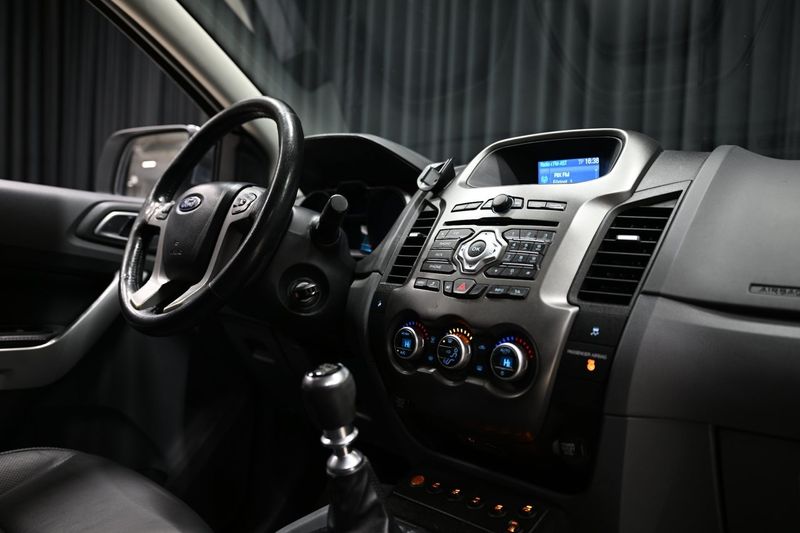 Ford Ranger bild 33