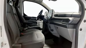 Ford Tourneo Custom bild 3