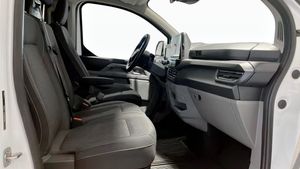 Ford Tourneo Custom bild 3