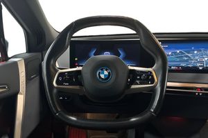 BMW iX bild 16