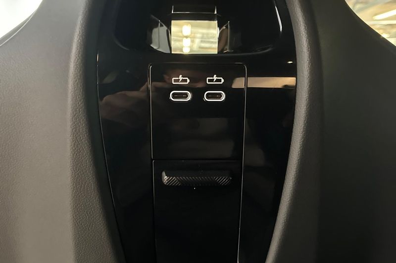 BMW iX bild 30
