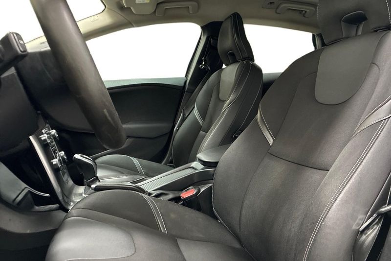 Volvo V40 bild 13