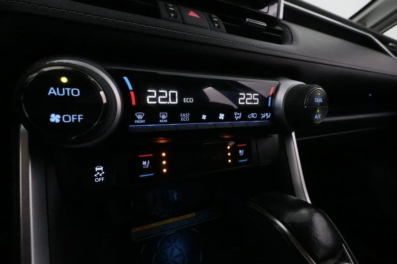 Toyota RAV4 bild 23
