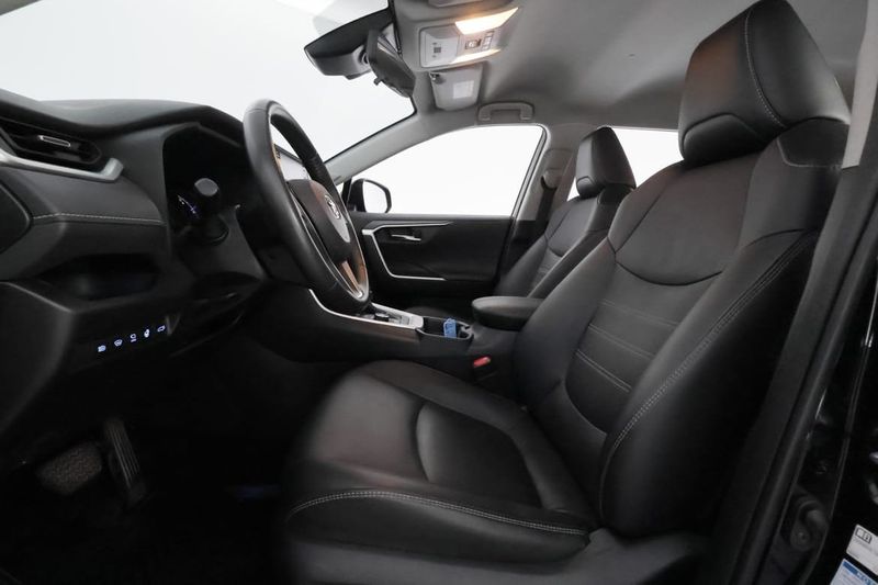 Toyota RAV4 bild 10