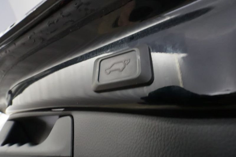 Toyota RAV4 bild 9