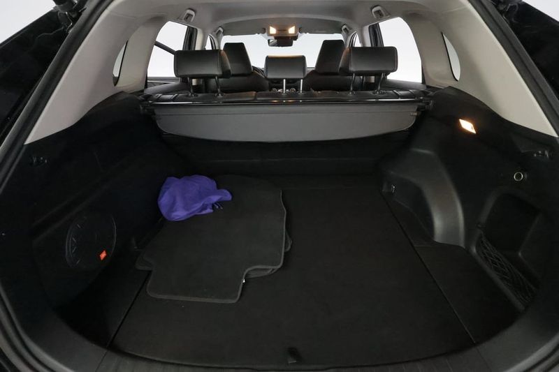 Toyota RAV4 bild 8