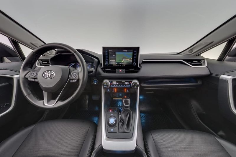 Toyota RAV4 bild 13