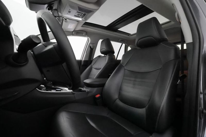 Toyota RAV4 bild 12