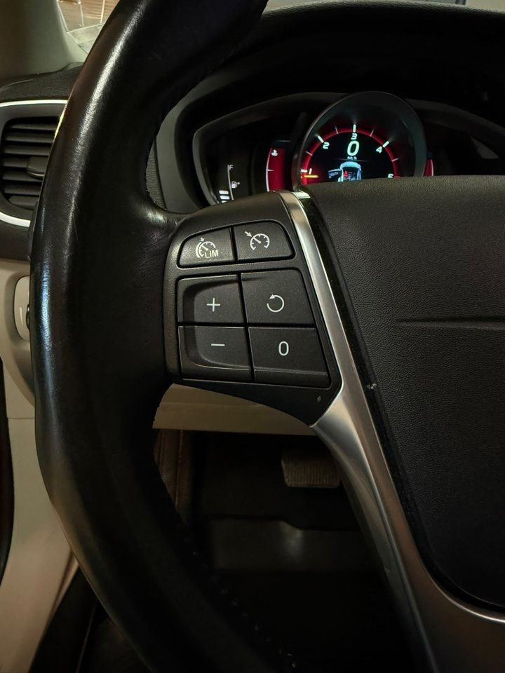 Volvo V40 bild 21