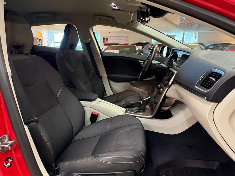 Volvo V40 bild 17