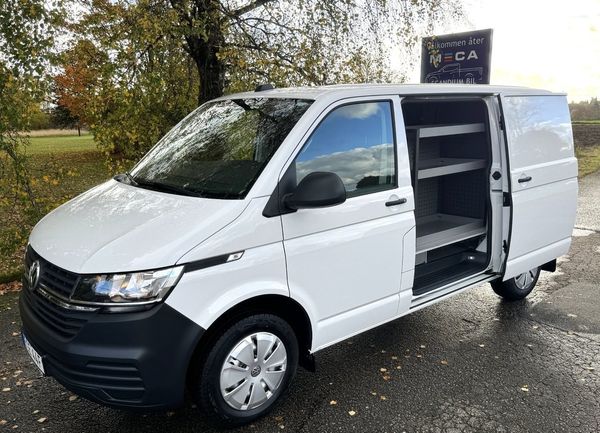 Volkswagen Transporter 110 TDI Skåp, Dubbelgolv med Inredning - 2022