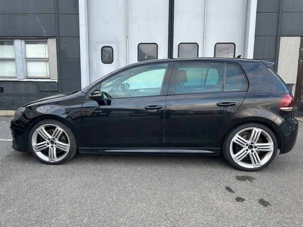 Volkswagen Golf 2.0 TSI DSG 4Motion R - 2011
