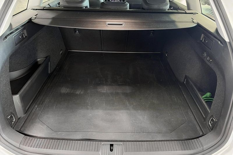 Volkswagen Passat bild 21