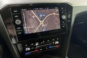 Volkswagen Passat bild 12