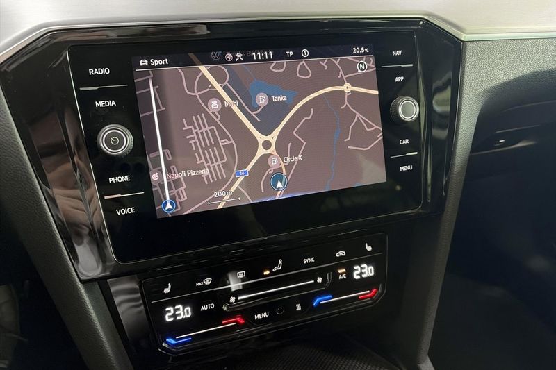 Volkswagen Passat bild 12